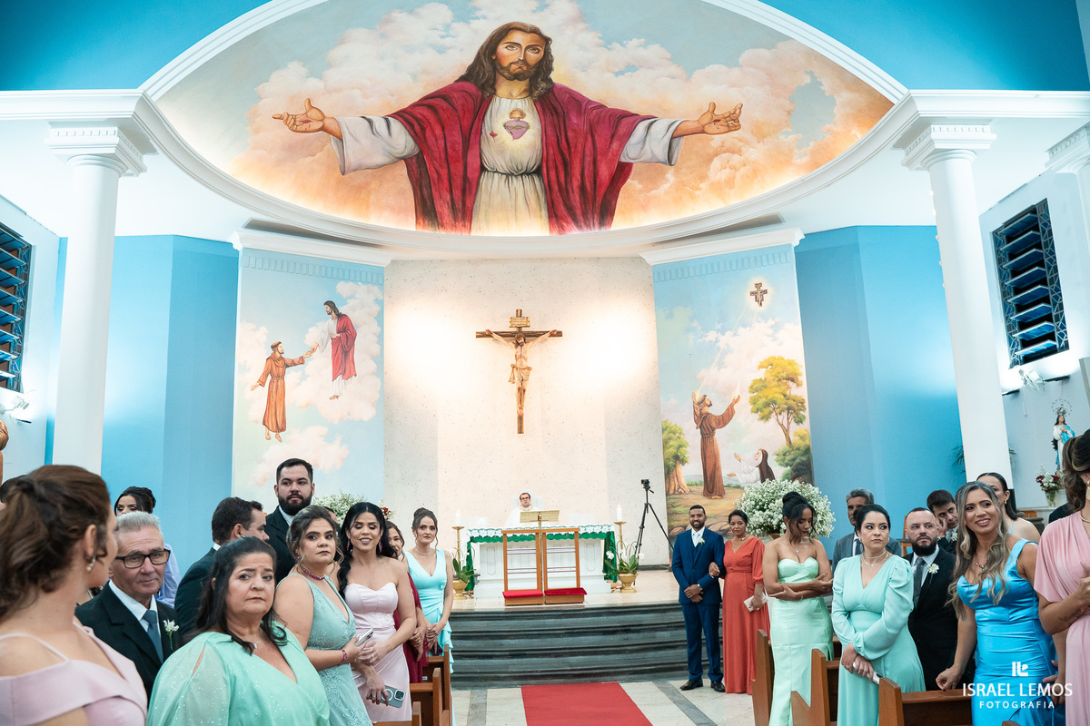 fotografia de casamento na igreja São Francisco Michele e Fernando em para de minas e Itauna fotos Israel lemos fotografo 