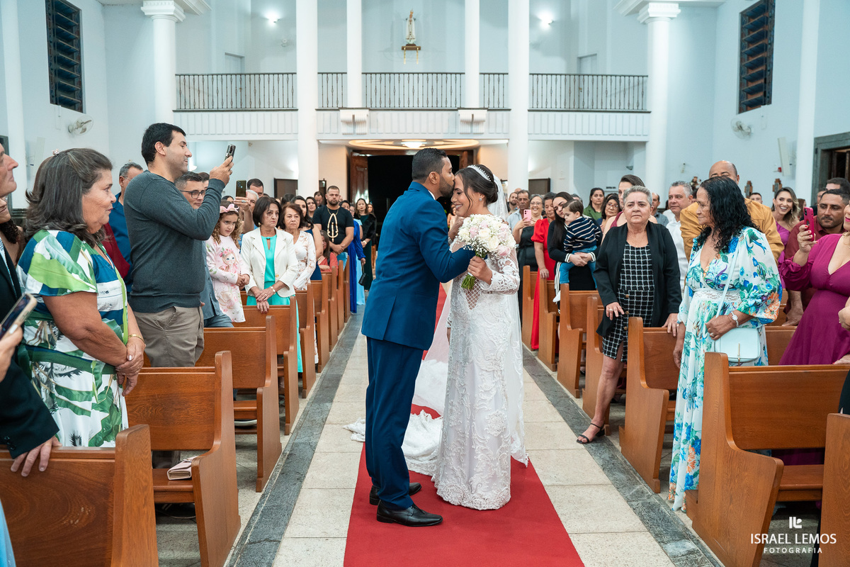 fotografia de casamento na igreja São Francisco Michele e Fernando em para de minas e Itauna fotos Israel lemos fotografo 