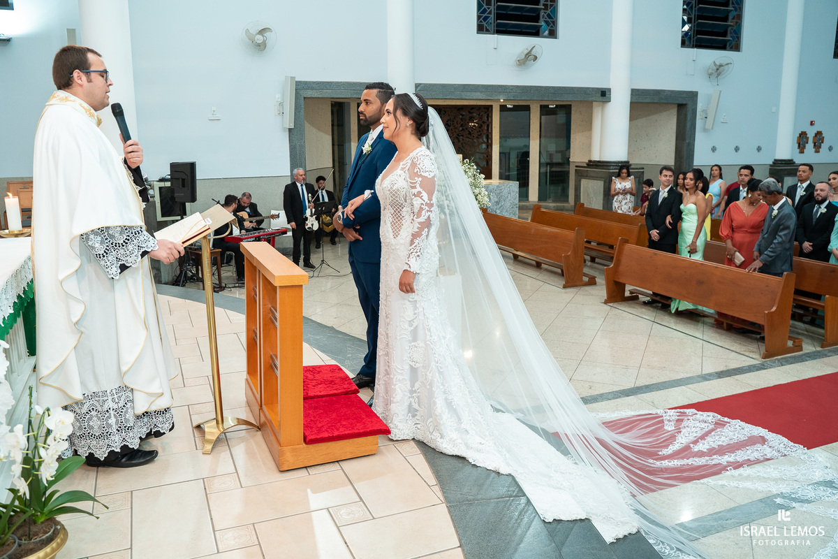 fotografia de casamento na igreja São Francisco Michele e Fernando em para de minas e Itauna fotos Israel lemos fotografo 