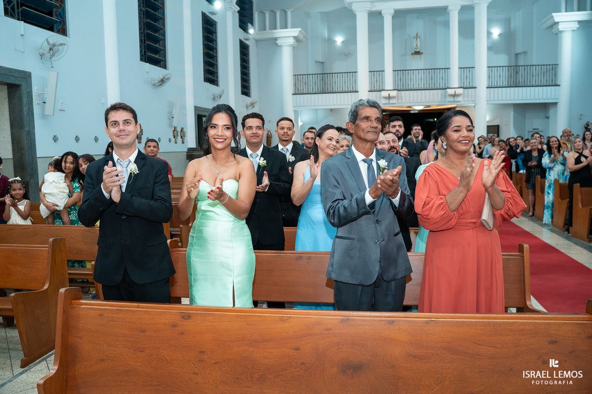 fotografia de casamento na igreja São Francisco Michele e Fernando em para de minas e Itauna fotos Israel lemos fotografo 