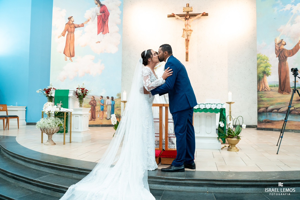 fotografia de casamento na igreja São Francisco Michele e Fernando em para de minas e Itauna fotos Israel lemos fotografo 