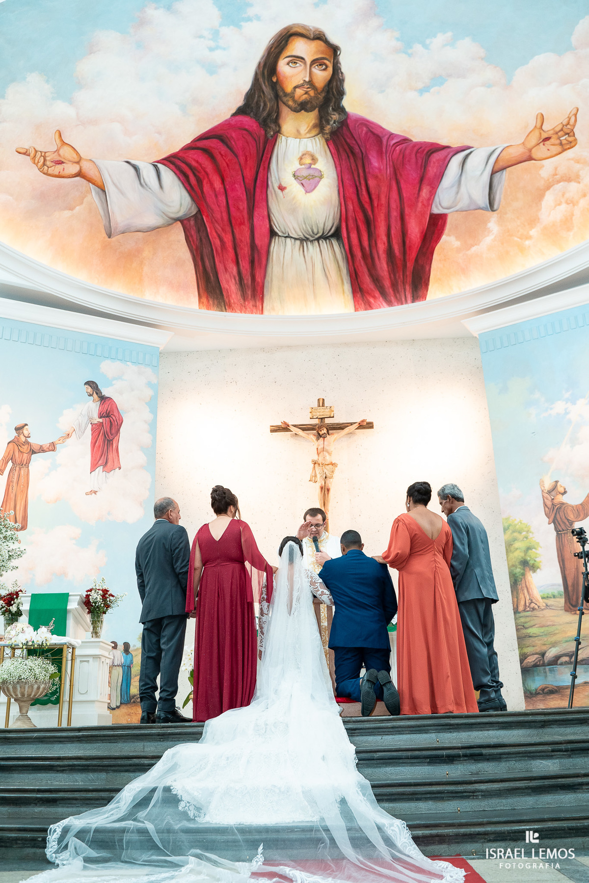 fotografia de casamento na igreja São Francisco Michele e Fernando em para de minas e Itauna fotos Israel lemos fotografo 