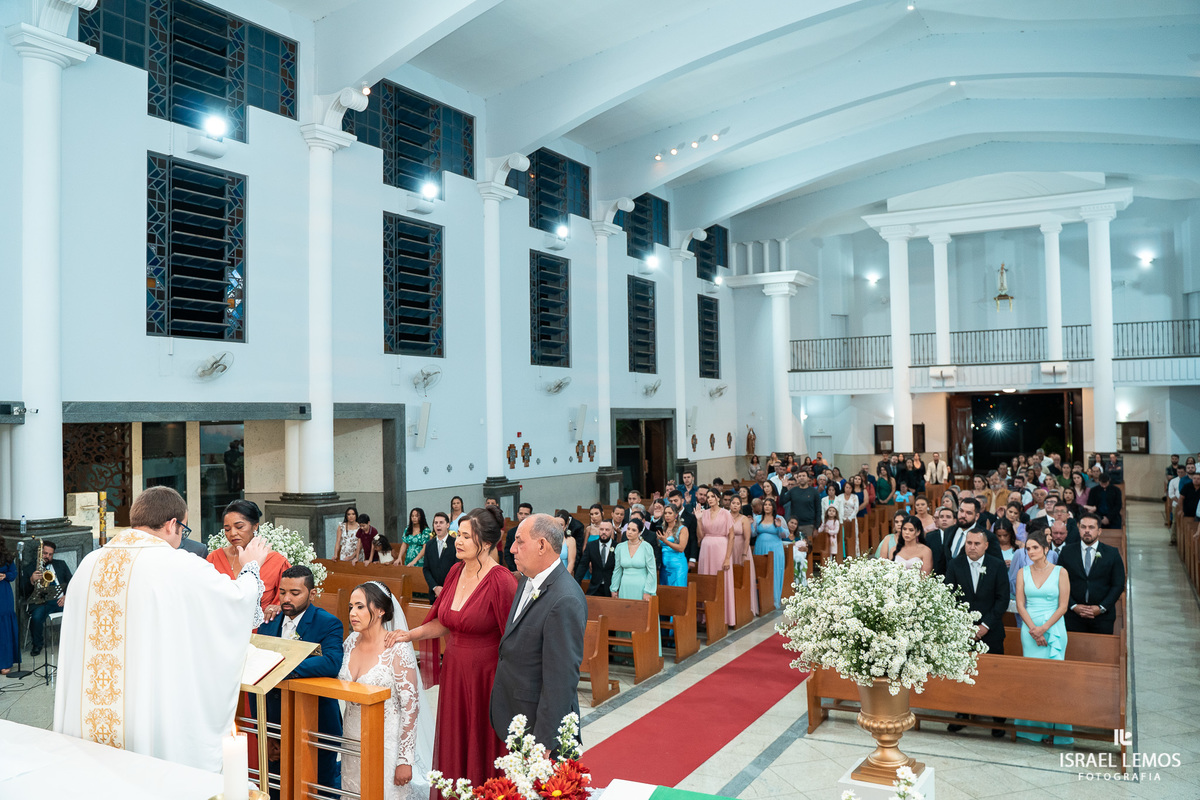 fotografia de casamento na igreja São Francisco Michele e Fernando em para de minas e Itauna fotos Israel lemos fotografo 
