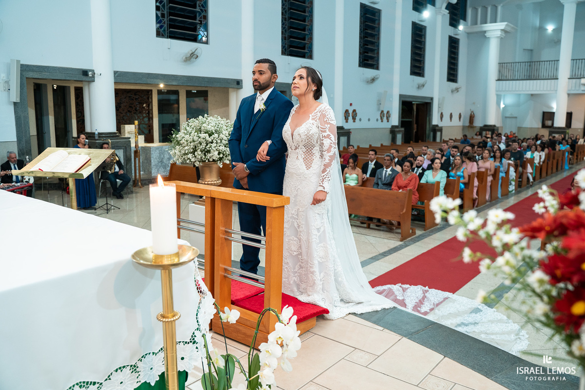 fotografia de casamento na igreja São Francisco Michele e Fernando em para de minas e Itauna fotos Israel lemos fotografo 
