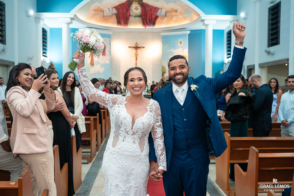 fotografia de casamento na igreja São Francisco Michele e Fernando em para de minas e Itauna fotos Israel lemos fotografo 