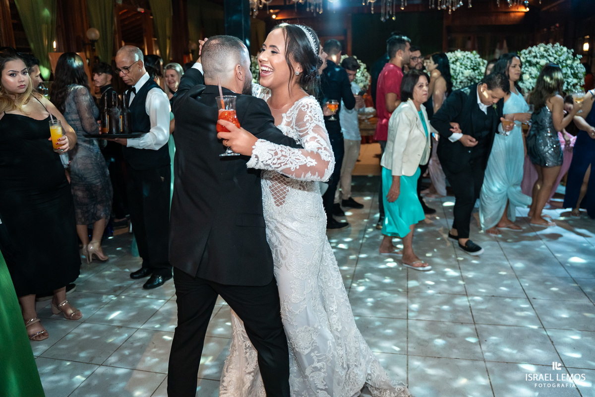 recepção de casamento em Itauna com fotos lindas do fotografo Israel lemos fotografo Itauna 