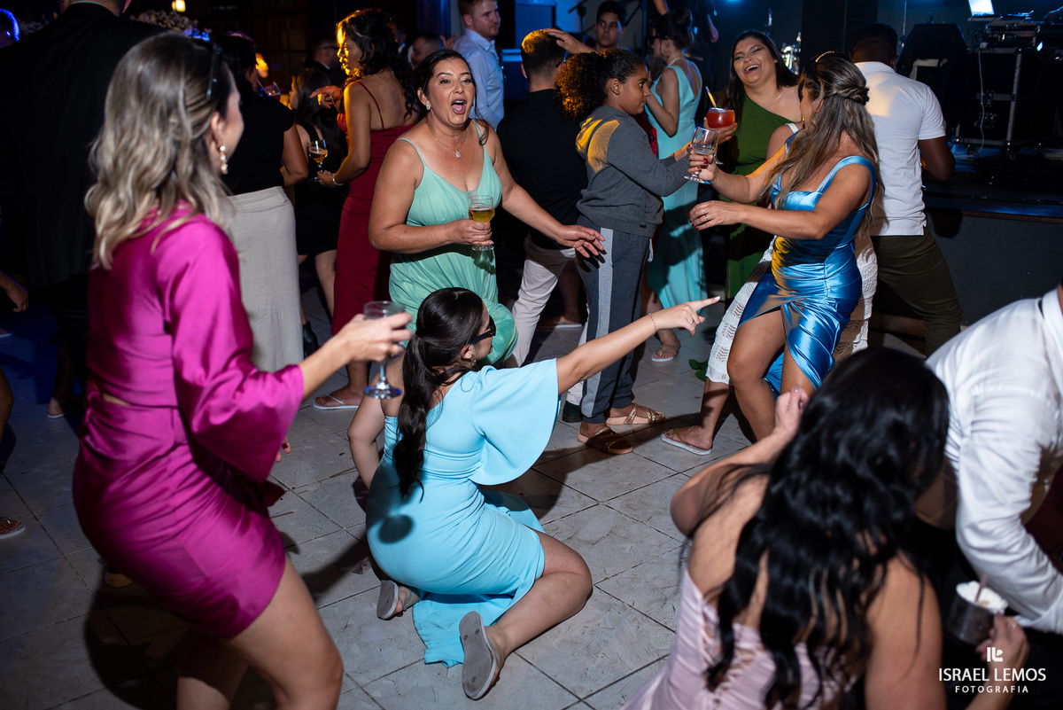 vai ate o chao em Itauna 