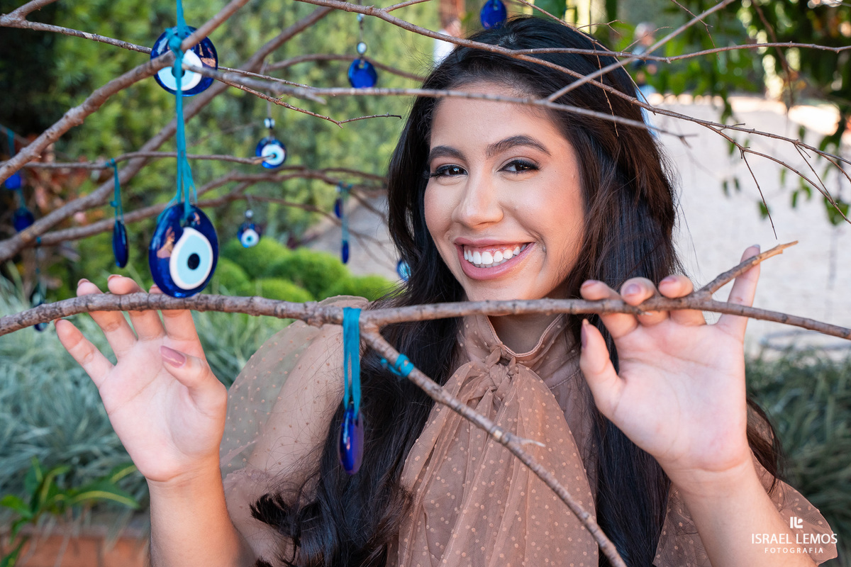 Fotografia de 15 anos na cidade de nova serrana com fotos lindas da debutante de nova serrana lara fotos oficiais pelo fotografo de casamento Israel lemos