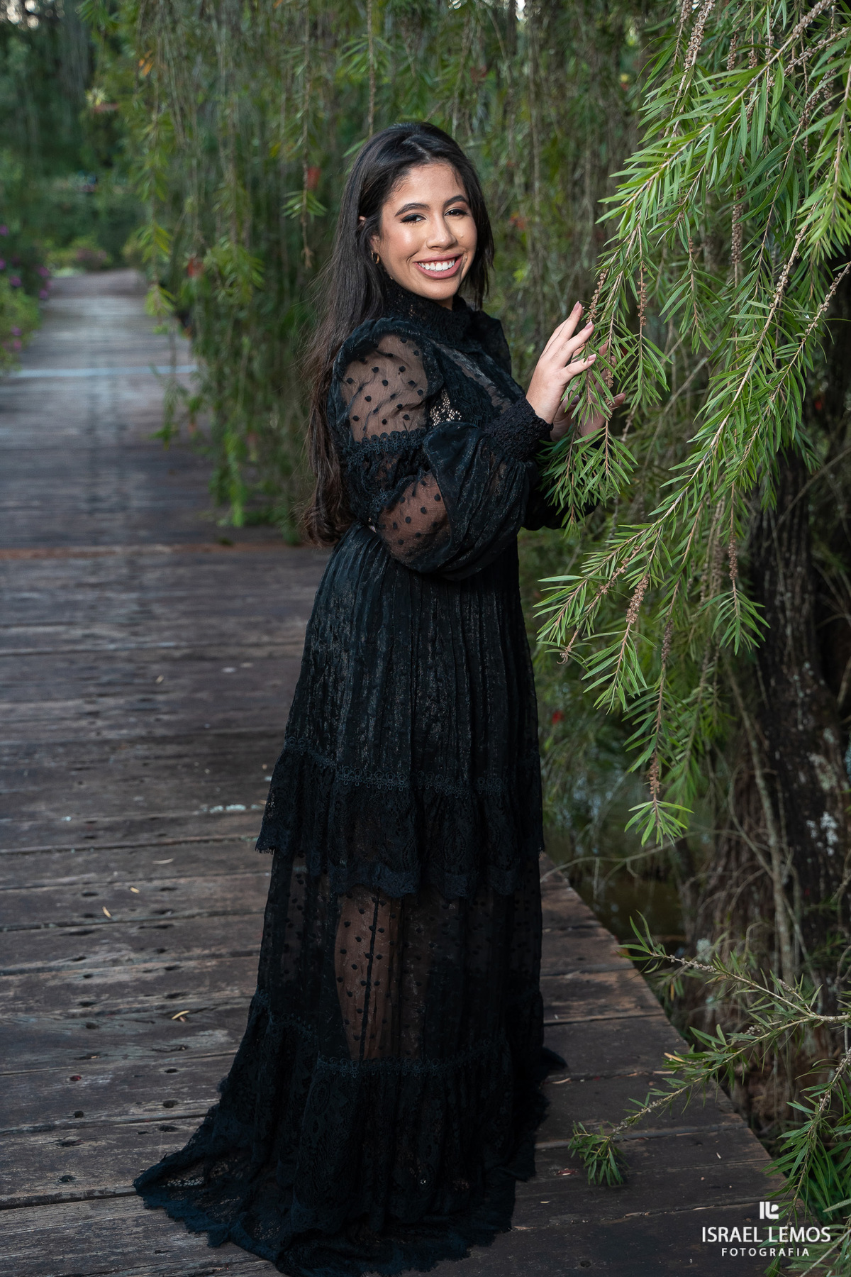 Fotografia de 15 anos na cidade de nova serrana com fotos lindas da debutante de nova serrana lara fotos oficiais pelo fotografo de casamento Israel lemos