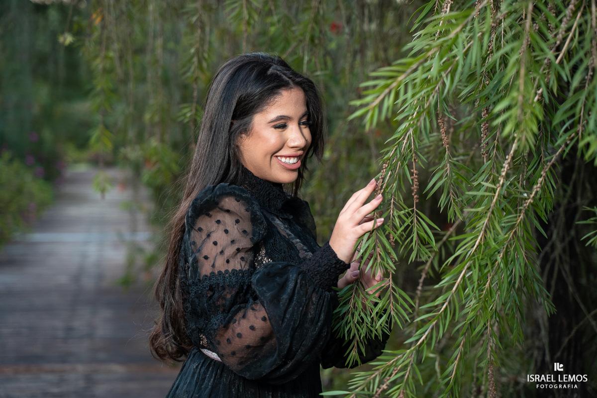 Fotografia de 15 anos na cidade de nova serrana com fotos lindas da debutante de nova serrana lara fotos oficiais pelo fotografo de casamento Israel lemos