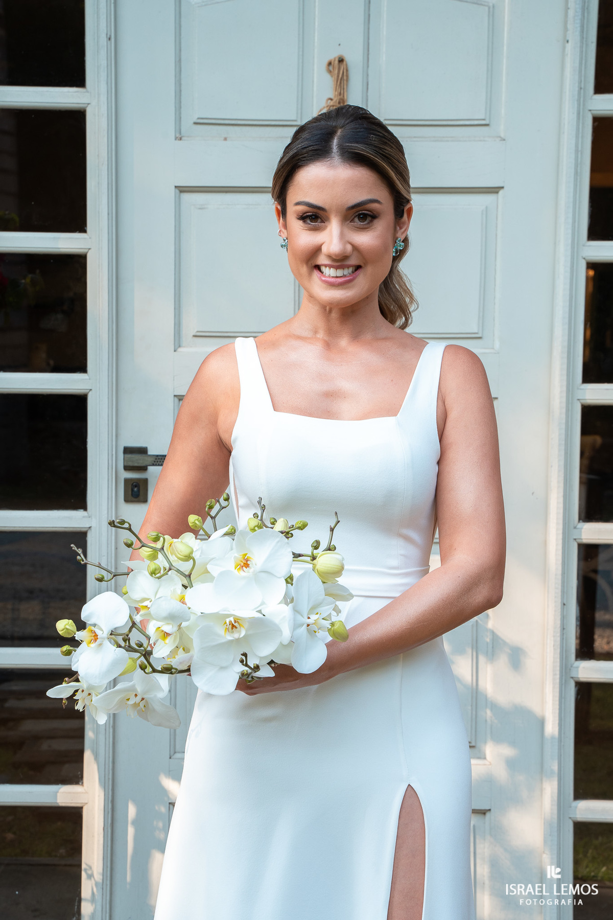 noiva se arrumando no Espaço Sanctuarium na cidade de betim