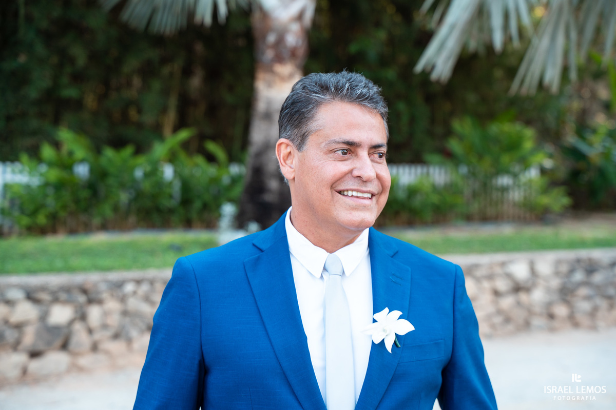 noiva se arrumando no Espaço Sanctuarium na cidade de betim