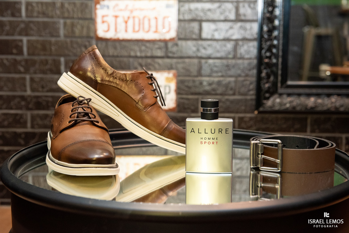 noivo se arrumando no Espaço Sanctuarium na cidade de betim