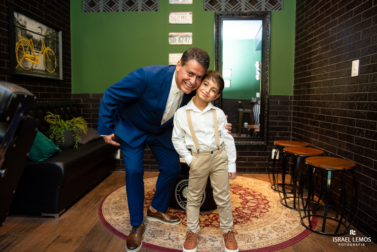 noivo se arrumando no Espaço Sanctuarium na cidade de betim