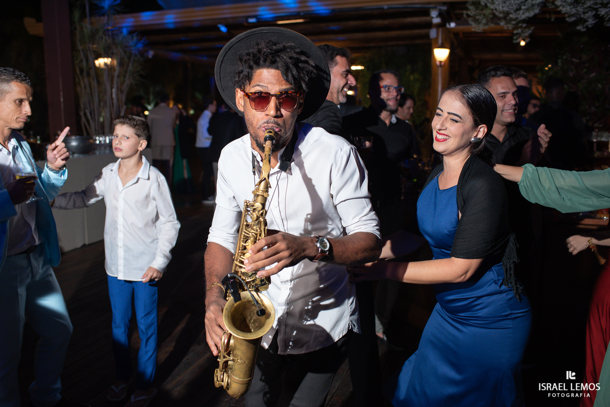 familia sertaneja fazem um super show em festa de casamento Espaço Sanctuarium 