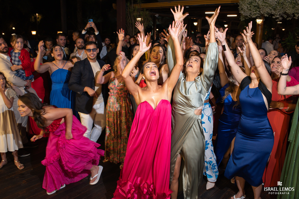 familia sertaneja fazem um super show em festa de casamento Espaço Sanctuarium 