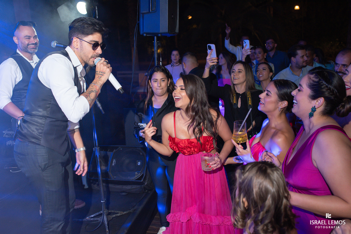 familia sertaneja fazem um super show em festa de casamento Espaço Sanctuarium 