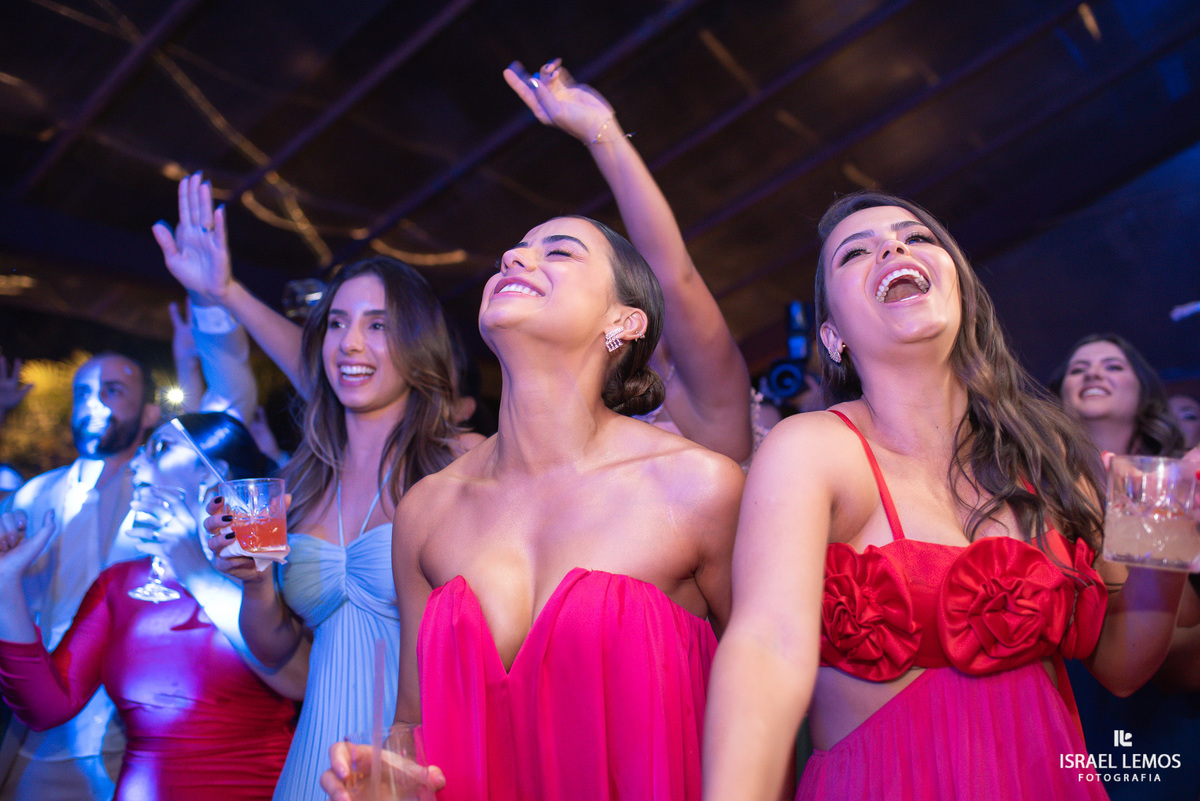 familia sertaneja fazem um super show em festa de casamento Espaço Sanctuarium 