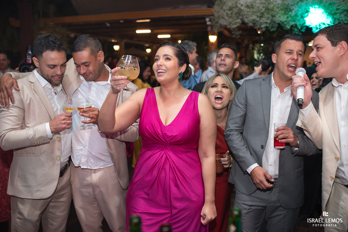 familia sertaneja fazem um super show em festa de casamento Espaço Sanctuarium 