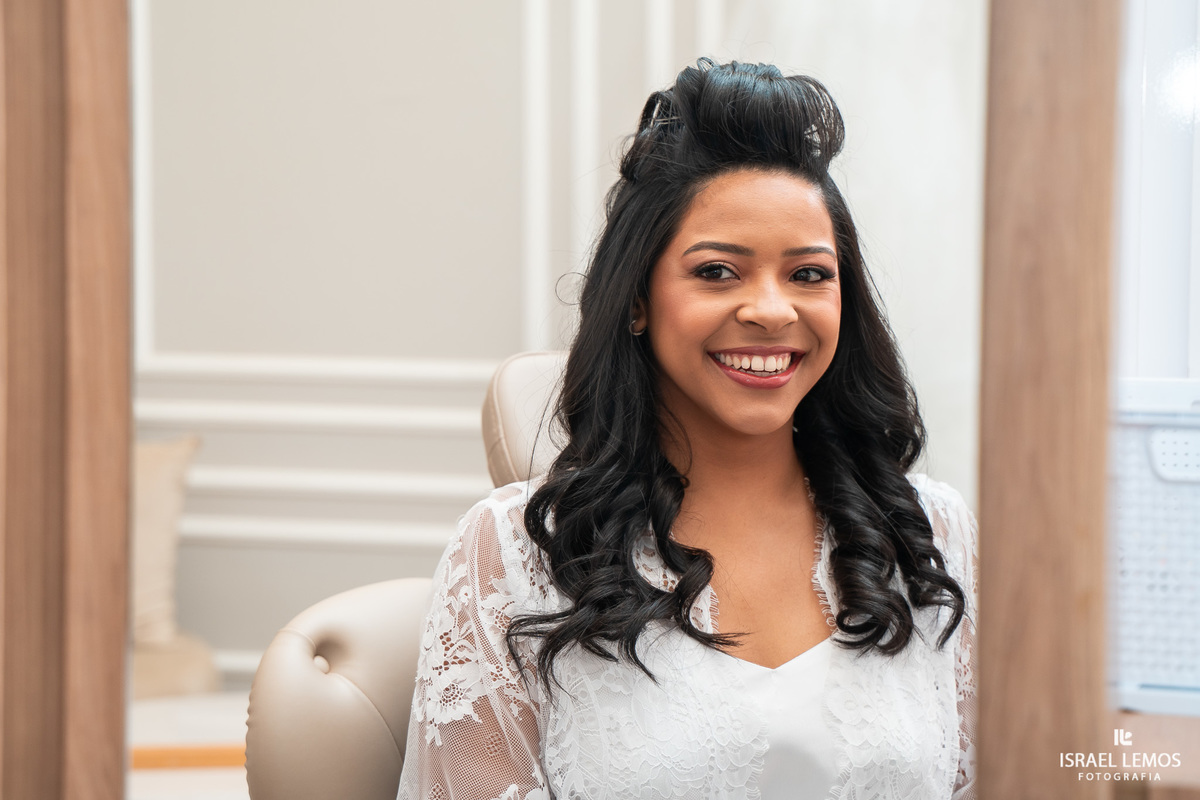 Maquiagem de Noiva na cidade de Ipeuna São Paulo com fotos de casamento oficiais pelo fotografo especialista de casamento Israel lemos que fotografa no mundo todo