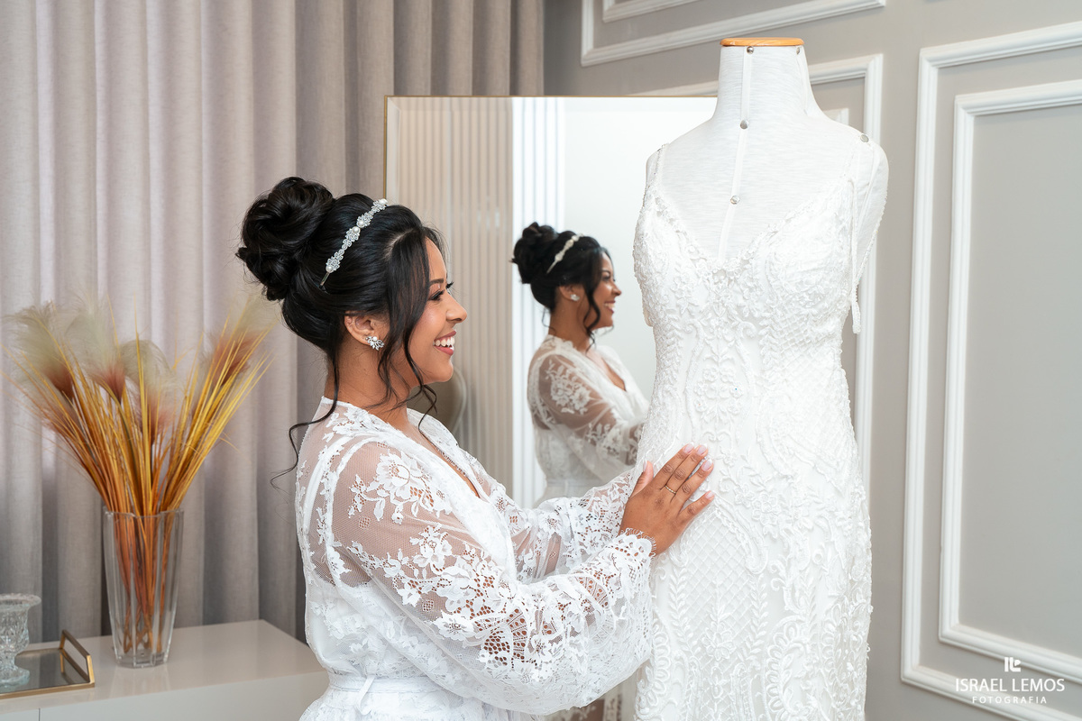 Maquiagem de Noiva na cidade de Sapucaia PA com fotos de casamento oficiais pelo fotografo especialista de casamento Israel lemos que fotografa no mundo todo