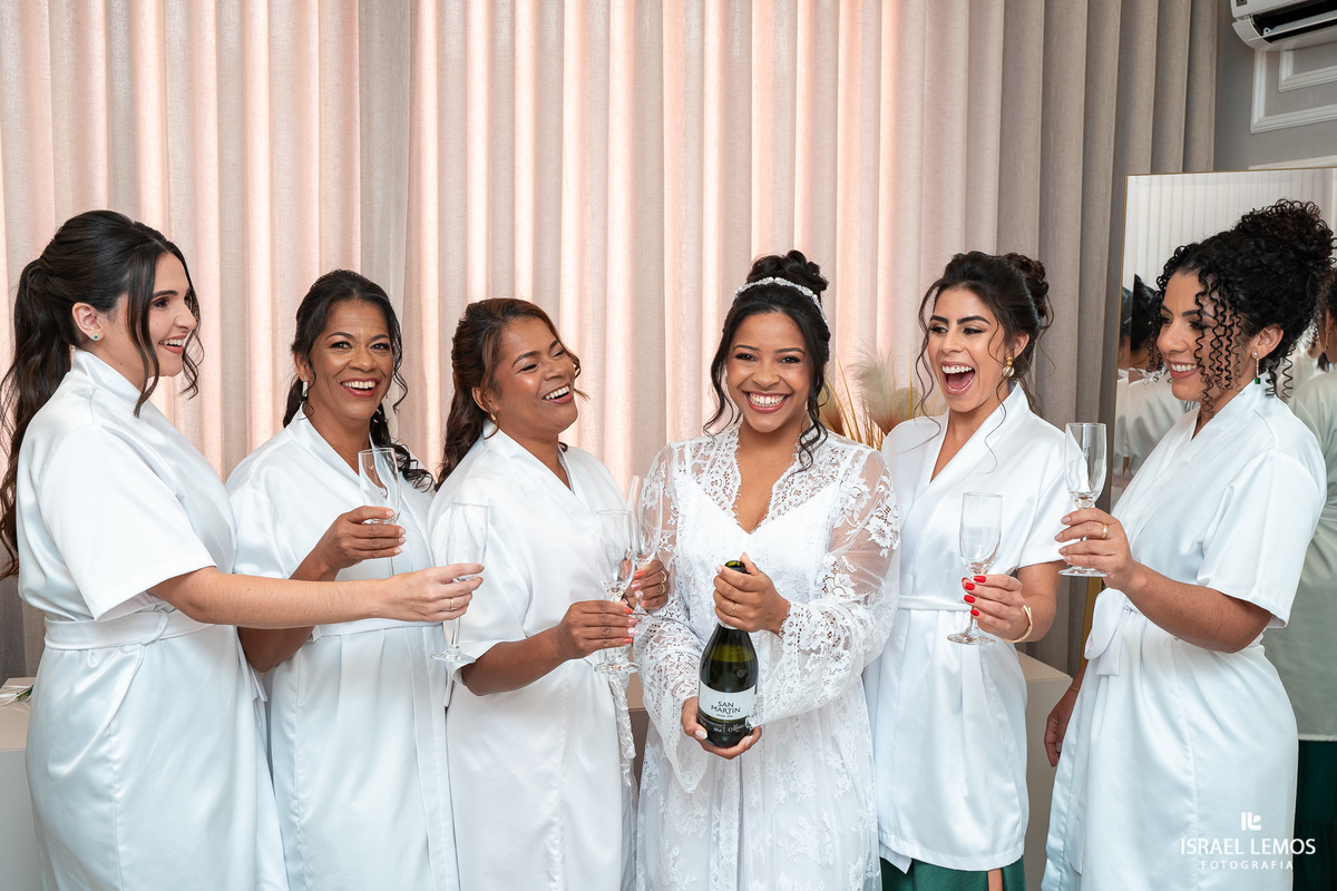 Maquiagem de Noiva na cidade de Sapucaia PA com fotos de casamento oficiais pelo fotografo especialista de casamento Israel lemos que fotografa no mundo todo