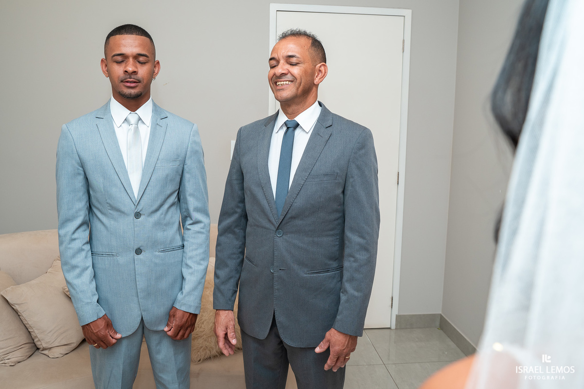 Maquiagem de Noiva na cidade de Abel figueiredo PA com fotos de casamento oficiais pelo fotografo especialista de casamento Israel lemos que fotografa no mundo todo