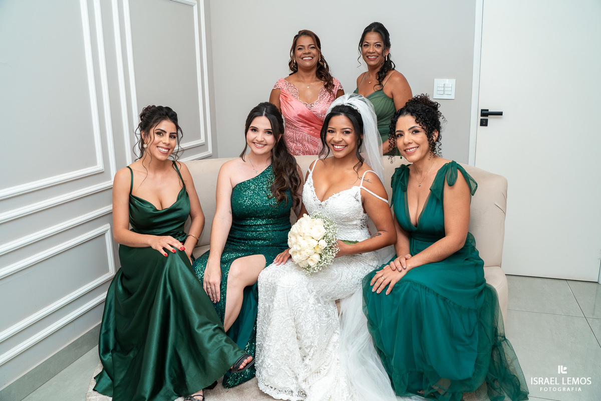 Maquiagem de Noiva na cidade de Abel figueiredo PA com fotos de casamento oficiais pelo fotografo especialista de casamento Israel lemos que fotografa no mundo todo