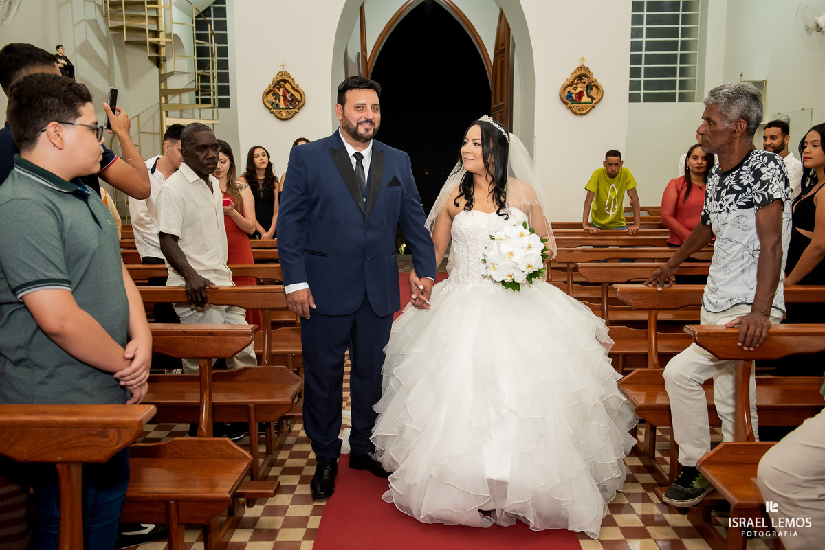Fotografo de Casamento na cidade de Bom despacho com fotos lindas da cerimonia pelo fotografo ISrael lemos de bom despacho