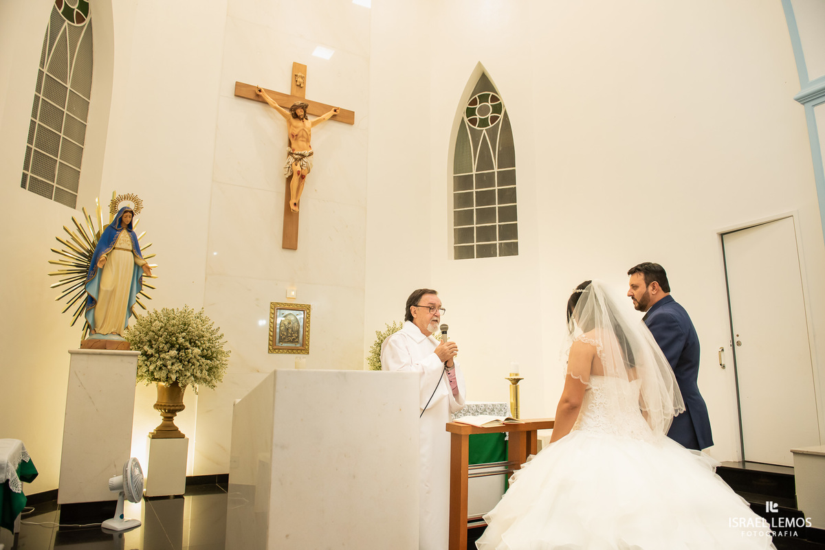 Fotografo de Casamento na cidade de Bom despacho com fotos lindas da cerimonia pelo fotografo ISrael lemos de bom despacho