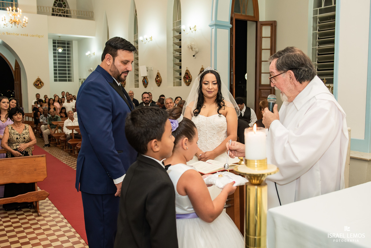 Fotografo de Casamento na cidade de curvelo com fotos lindas da cerimonia pelo fotografo ISrael lemos de curvelo