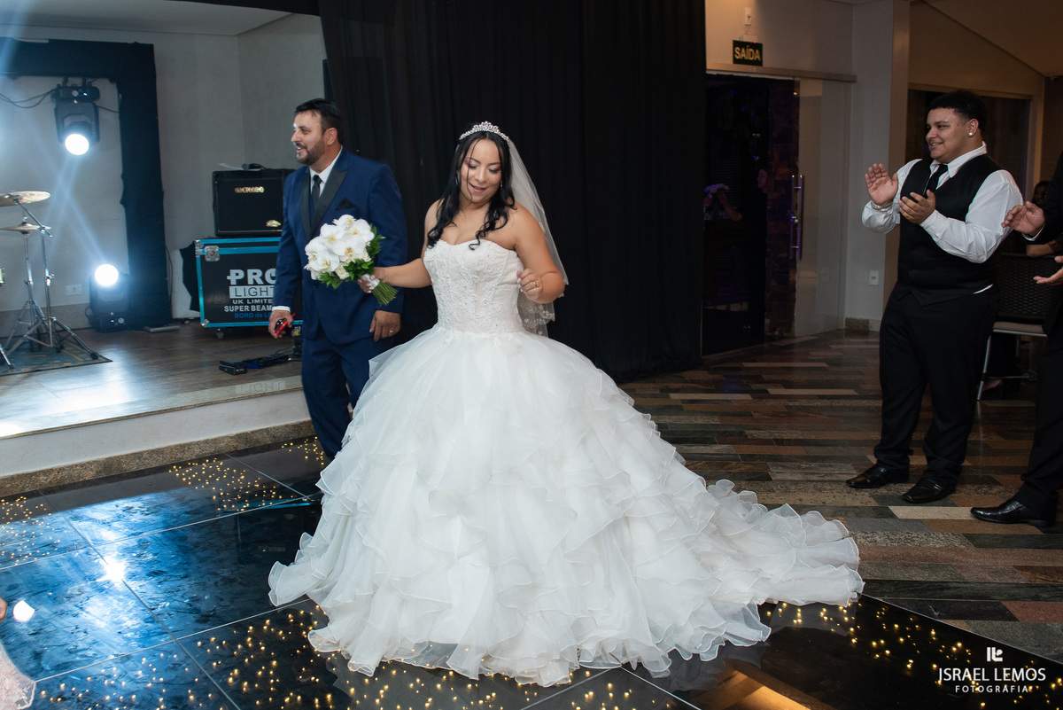Fotografo de Casamento na cidade de curvelo com fotos lindas da recepcao do casamento pelo fotografo ISrael lemos de curvelo