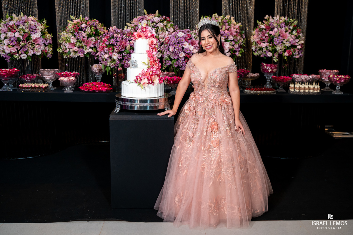 Fotografia de debutante 15 anos na cidade de nova serrana com o fotografo Israel Lemos de nova serrana no Residencial Parque das Águas