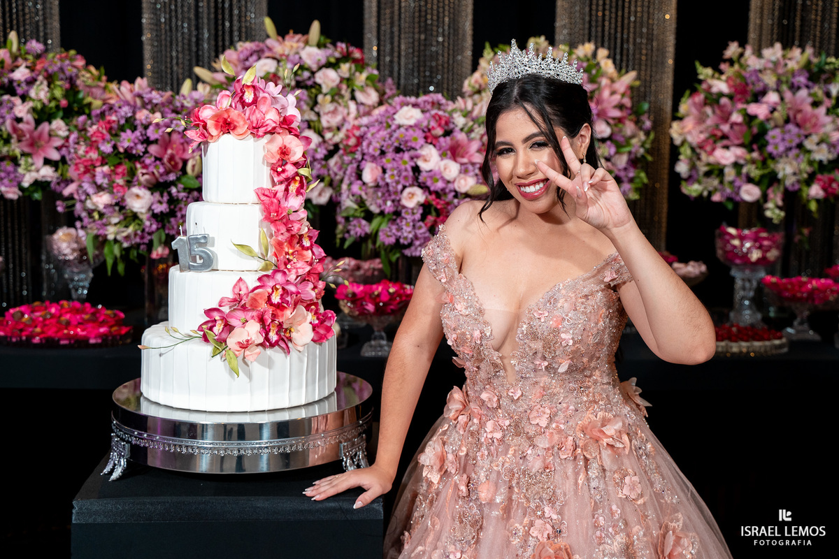 Fotografia de debutante 15 anos na cidade de nova serrana com o fotografo Israel Lemos de nova serrana no Residencial Parque das Águas