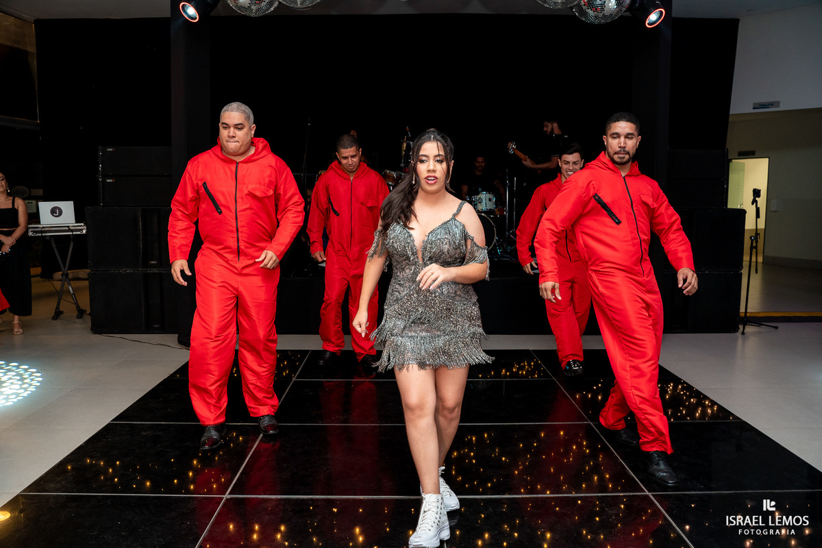 Fotografia de debutante 15 anos na cidade de nova serrana com o fotografo Israel Lemos de nova serrana no Residencial Parque das Águas