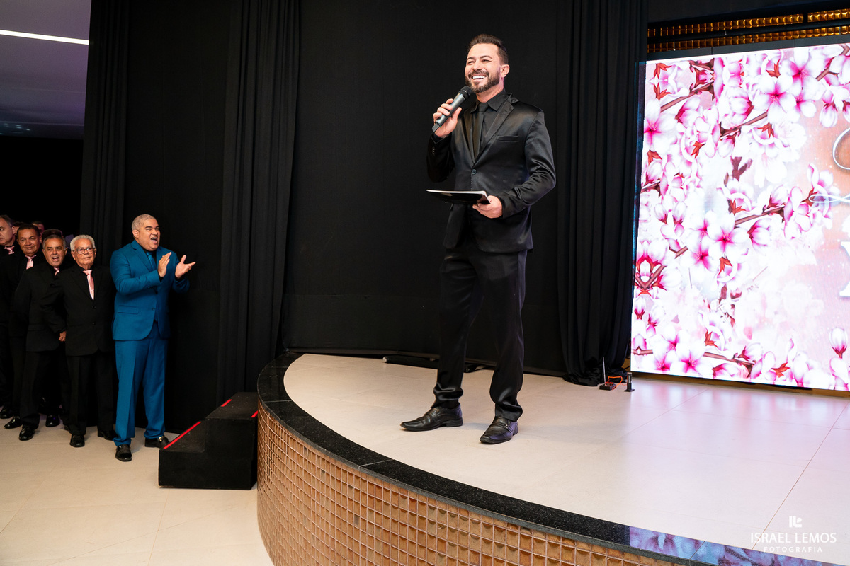 Fotografia de debutante 15 anos na cidade de nova serrana com o fotografo Israel Lemos de nova serrana no Residencial Parque das Águas