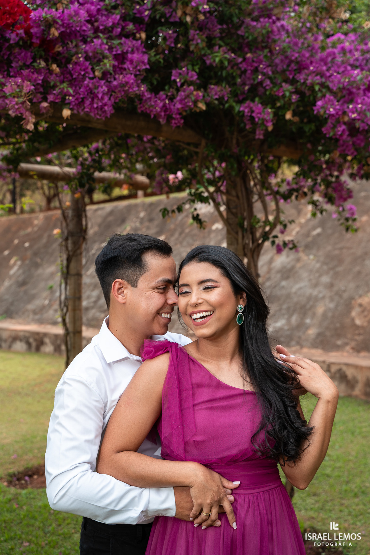 Fotografo de casamento na cidade de Nova serrana com fotos lindas do fotografo Israel lemos de nova serrana