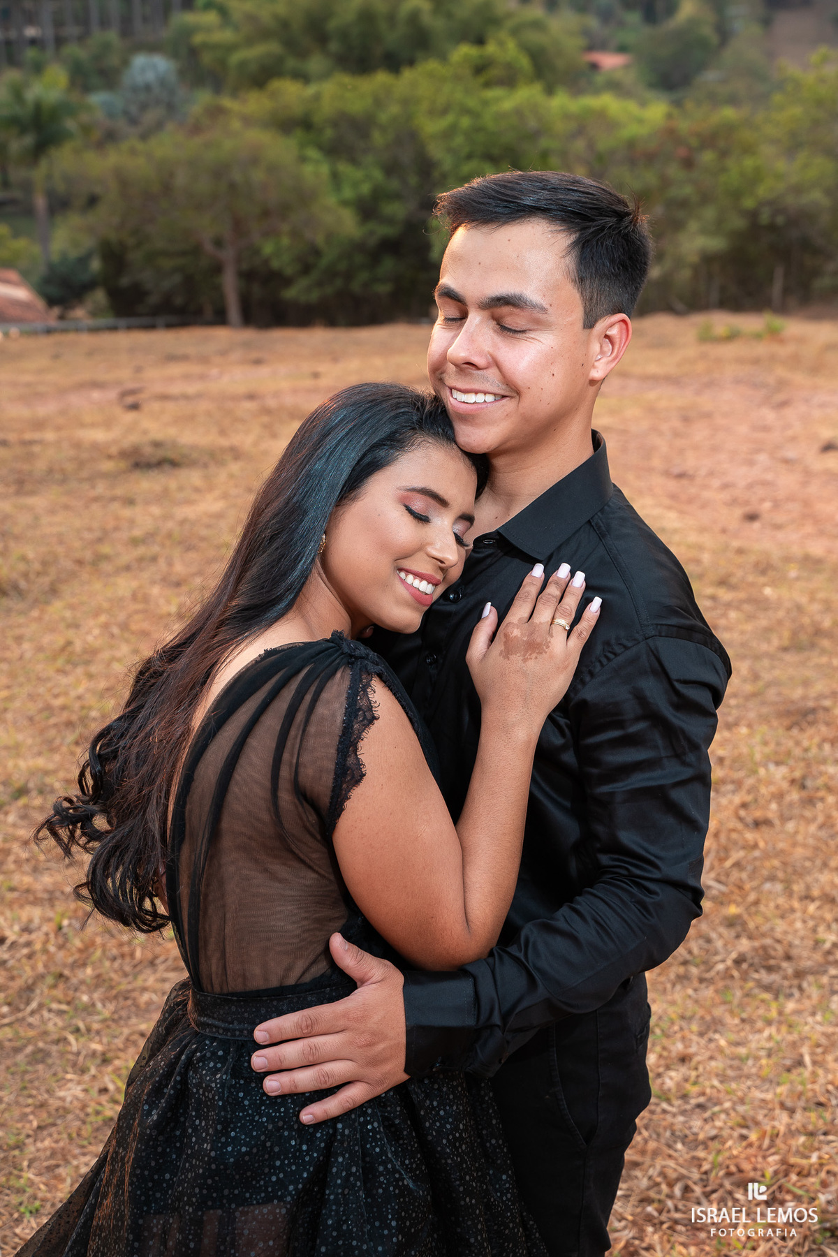 Fotografo de casamento na cidade de Nova serrana com fotos lindas do fotografo Israel lemos de nova serrana
