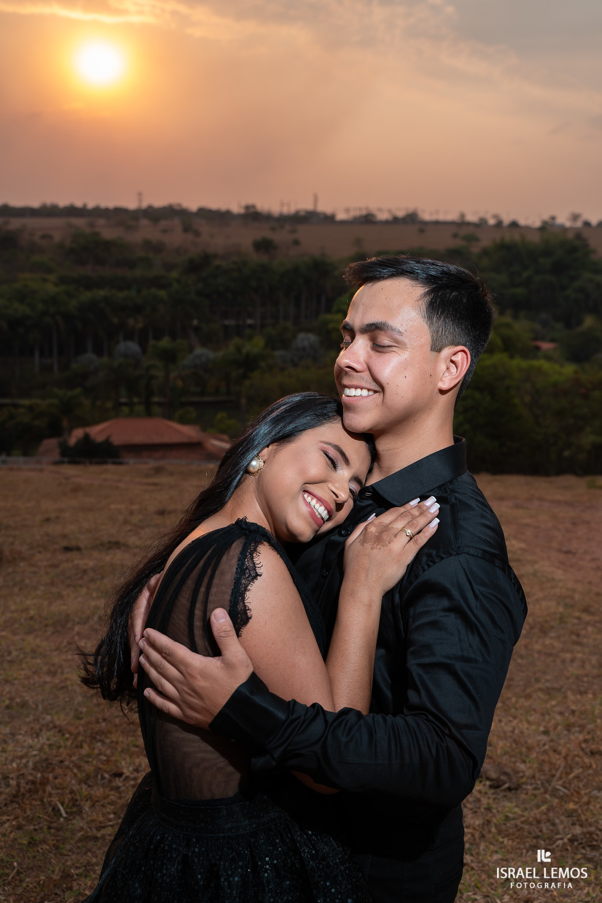 Fotografo de casamento na cidade de Nova serrana com fotos lindas do fotografo Israel lemos de nova serrana