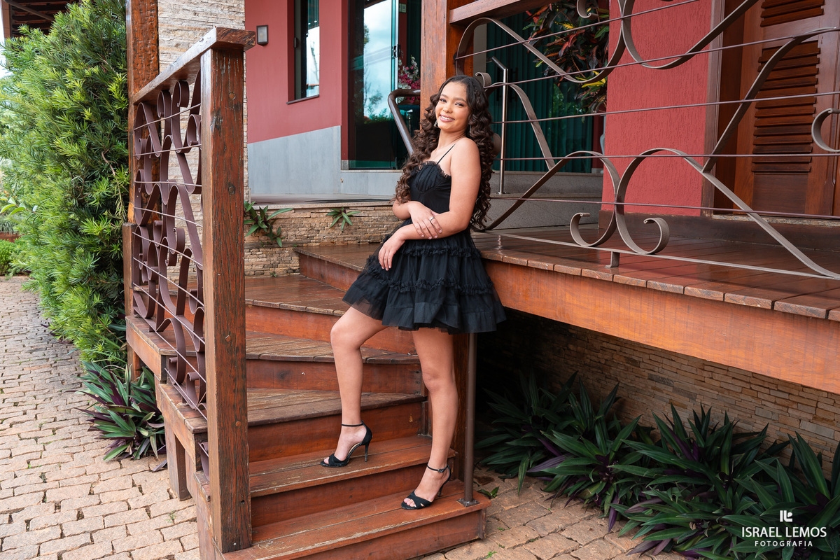 Fotografia de 15 anos debutante na cidade de Igaratinga pelo fotográfico Israel Lemos fotografo em Igaratinga 
