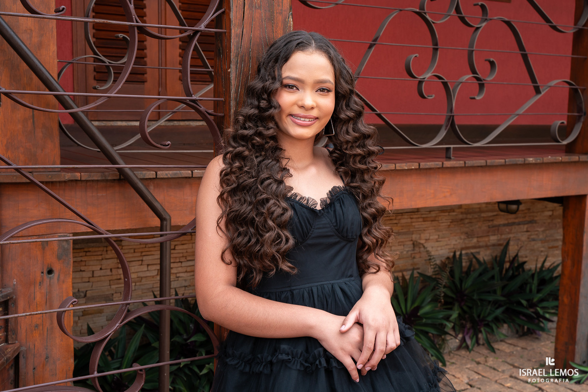 Fotografia de 15 anos debutante na cidade de Igaratinga pelo fotográfico Israel Lemos fotografo em Igaratinga 