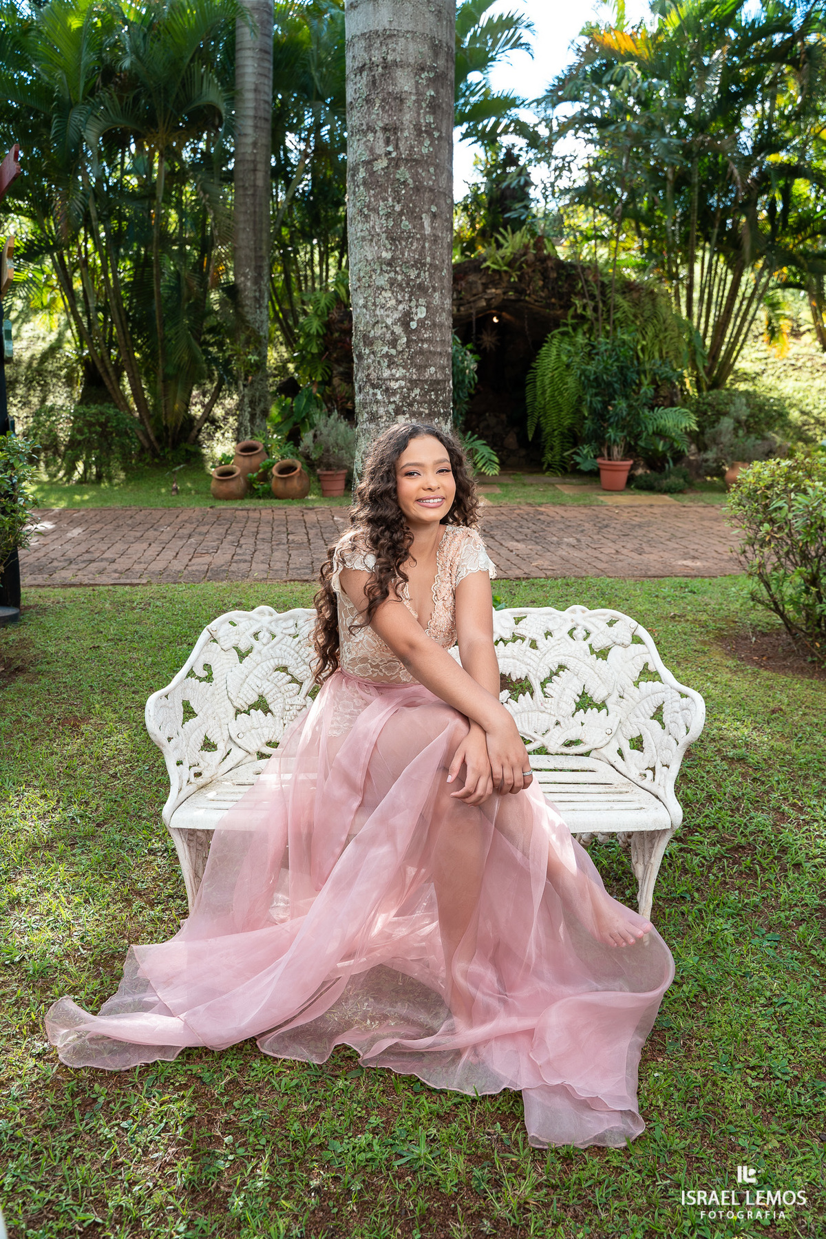 Fotografia de 15 anos debutante na cidade de Igaratinga pelo fotográfico Israel Lemos fotografo em Igaratinga 