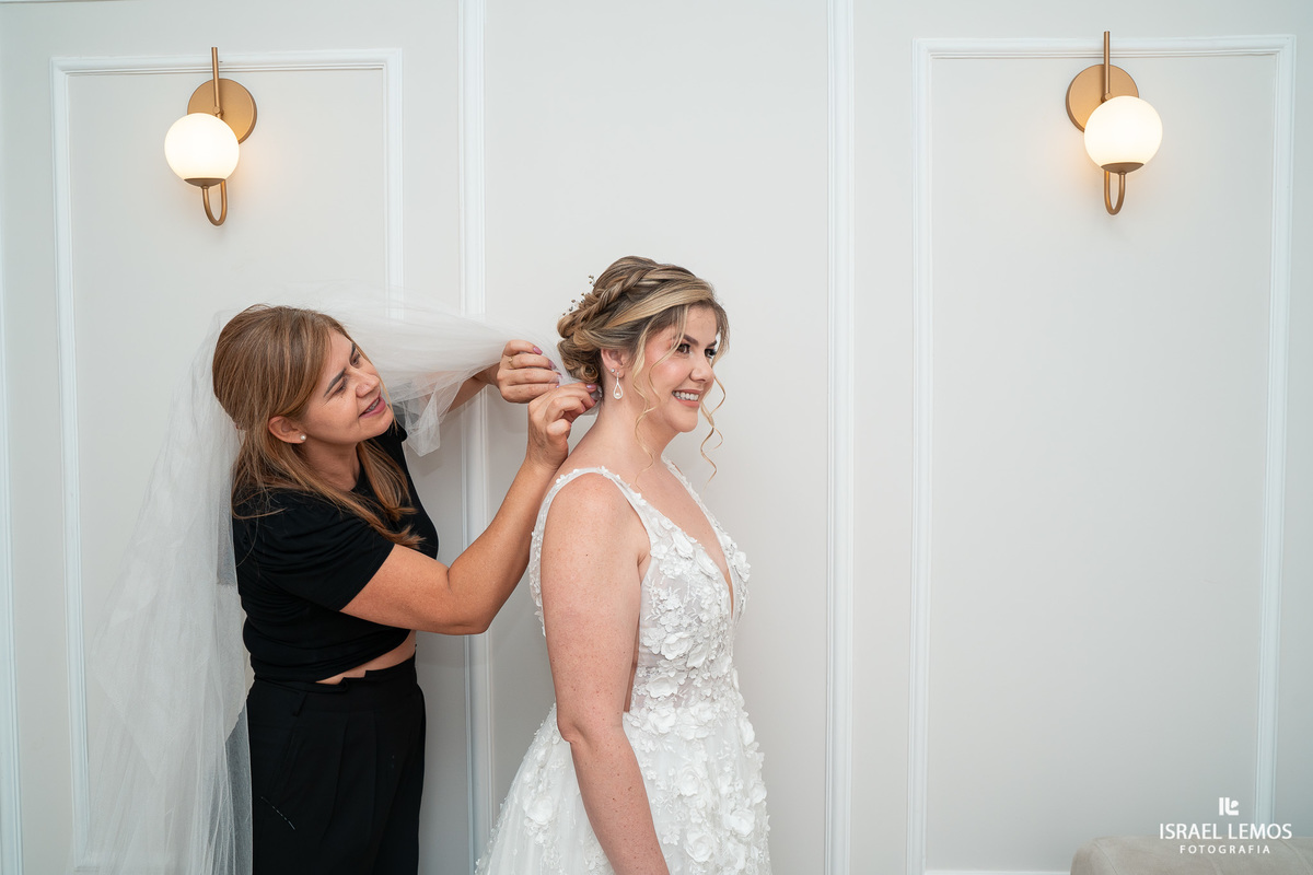 maquiagem de noiva na cidade de Mateus leme com fotos lindas de casamento pelo fotografo Israel lemos