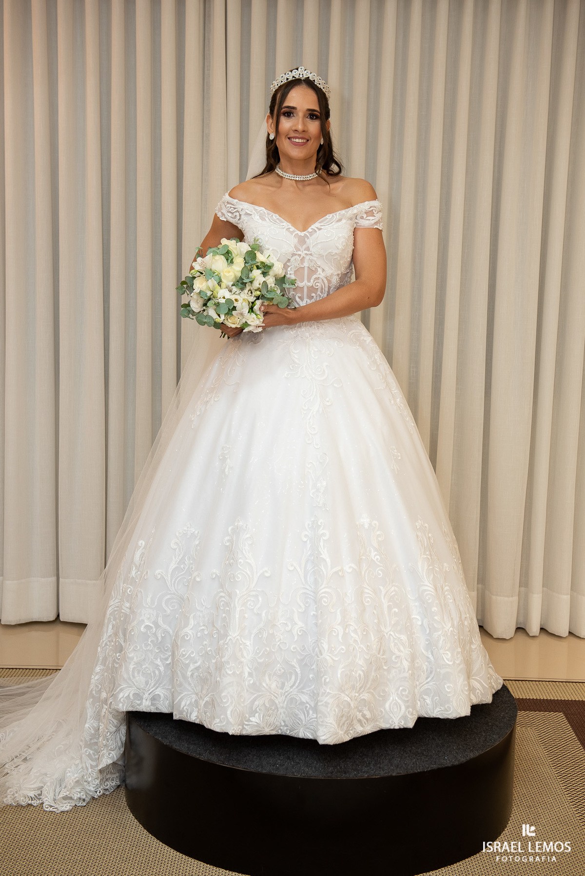 Maquiagem de noiva em para de minas com o fotografo de casamento Para. de minas