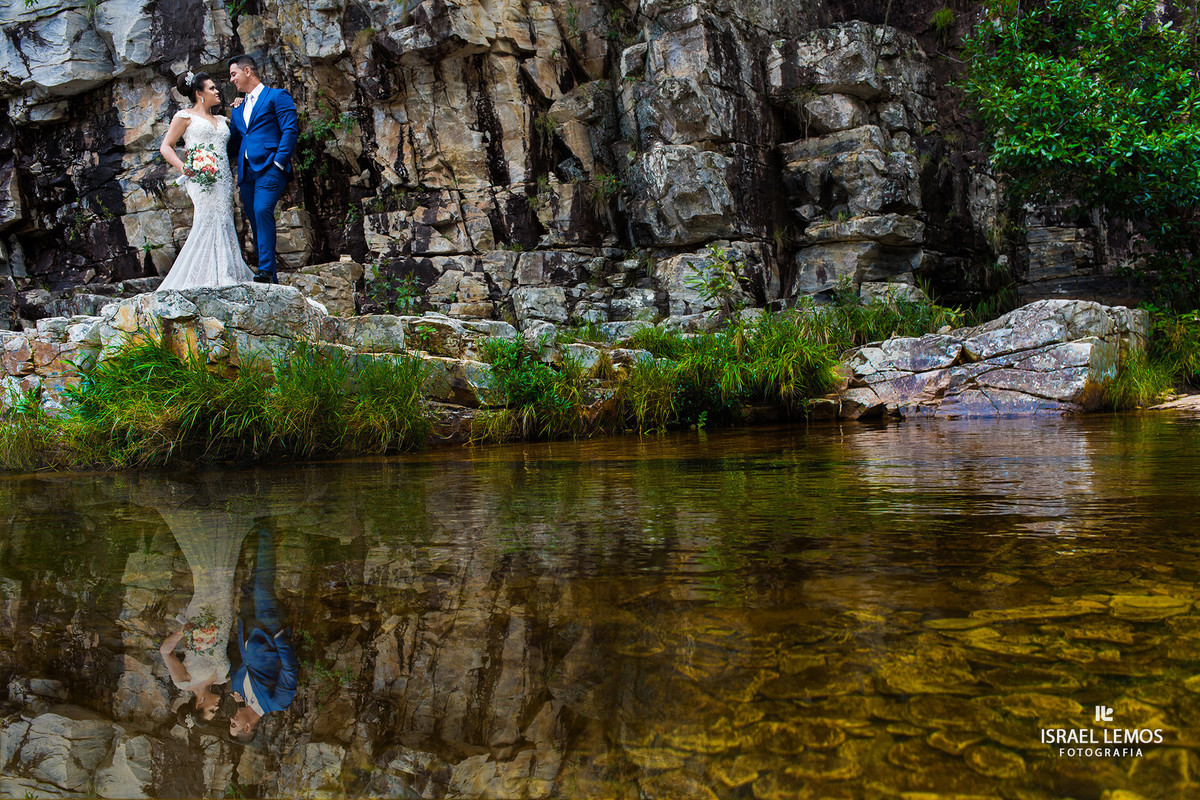 foto com reflexo na agua fica lindo ainda mais em capitolio 