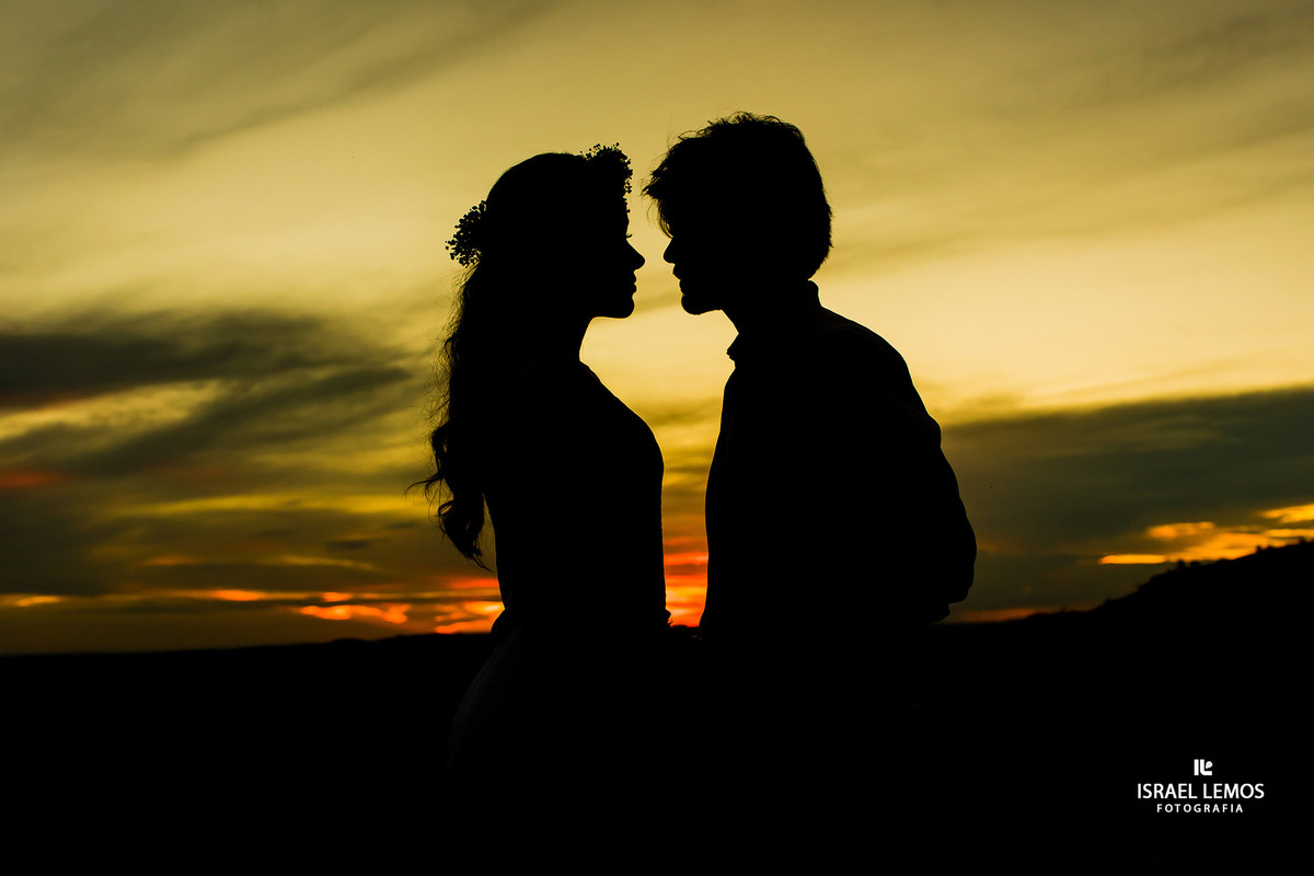 maravilhoso por do sol na serra do cipo