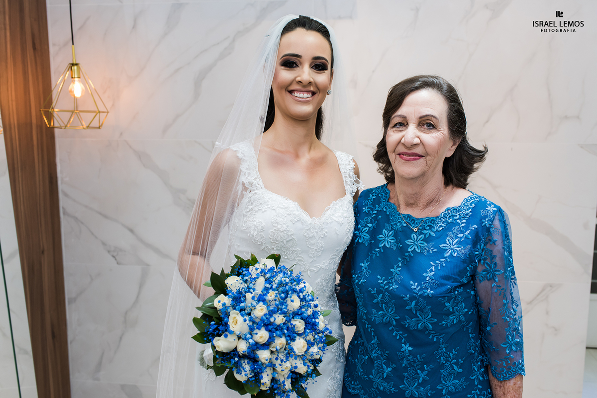 Noiva com a mae em Para de Minas MG