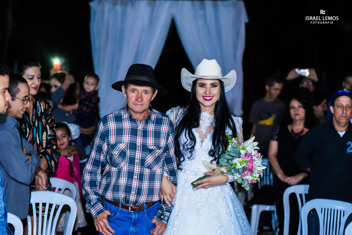 Noiva com o pai em Pitangui MG