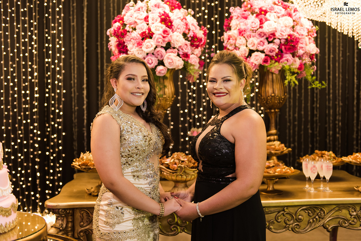 debtante com a mae na cidade de juatuba  mg