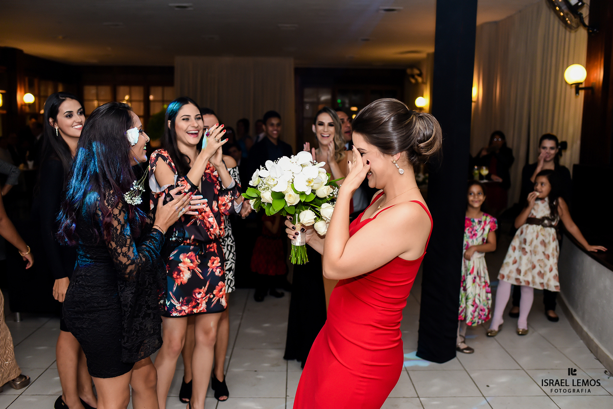 peguei o buque vou casar  em Pará de Minas MG